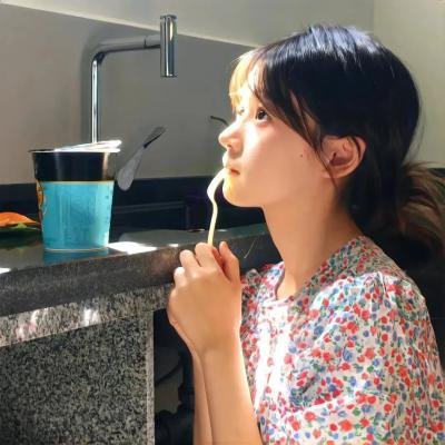 动态漫画·我在末世捡属性